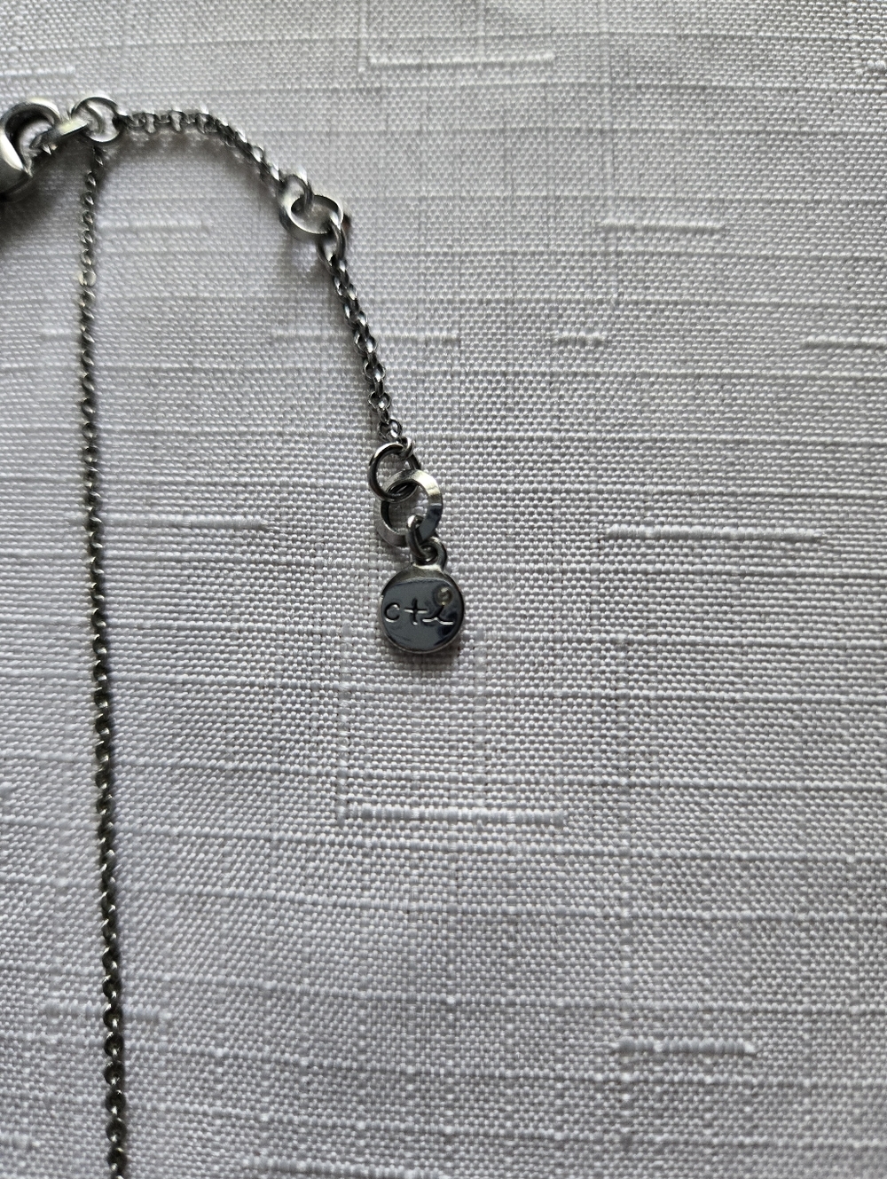 Chloe + Isabel Astra Statement Necklace Silver Tone Crystal Geometric Pendant - Picture 4 of 5